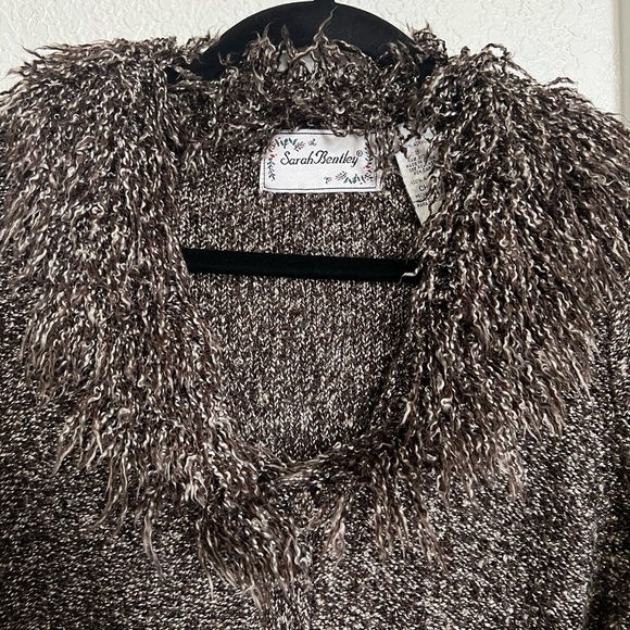 Sarah Bentley Sweater Cardigan - Picture 2 of 8